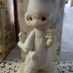 Precious Moments Graduation Girl The Lord Bless You and Keep You